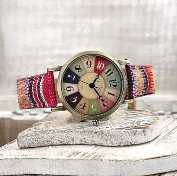 Multicolor Pattern Ladies Dial Watch